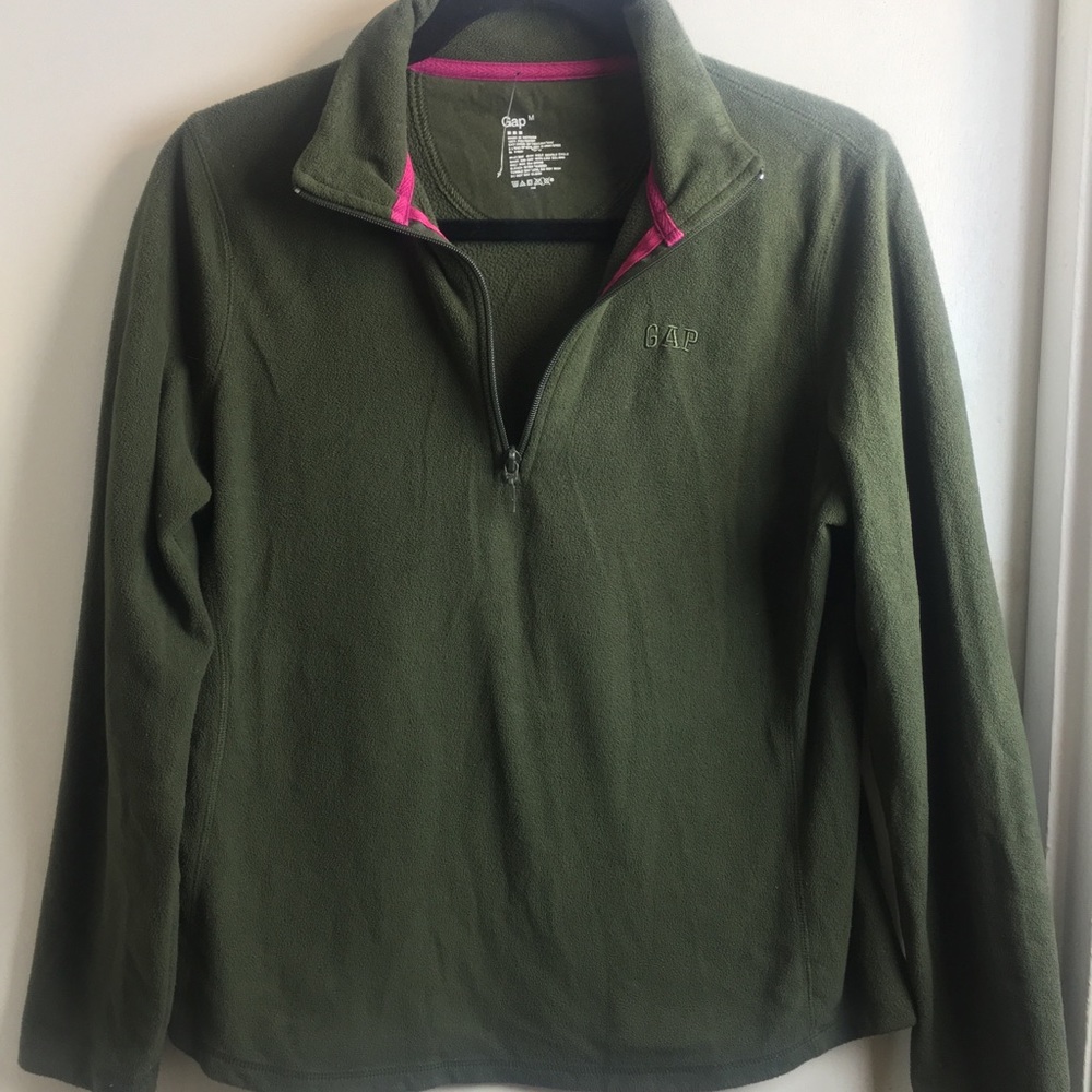 GAP fleece long sleeved sweater